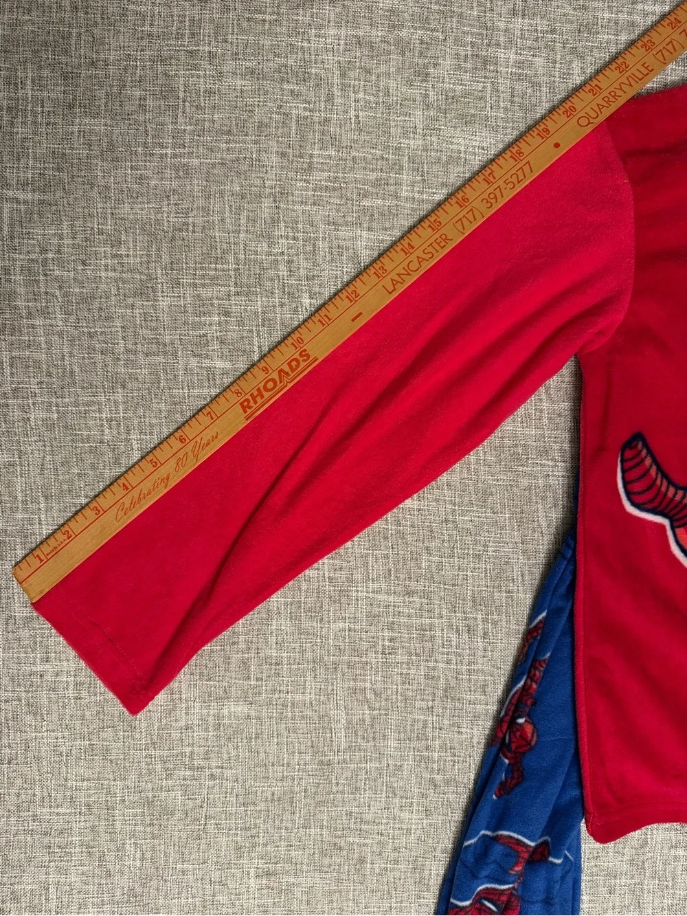 Marvel Spider-Man 3 Piece Fleece Pajama Set with Grip Socks Boys Medium 8/10 NWT